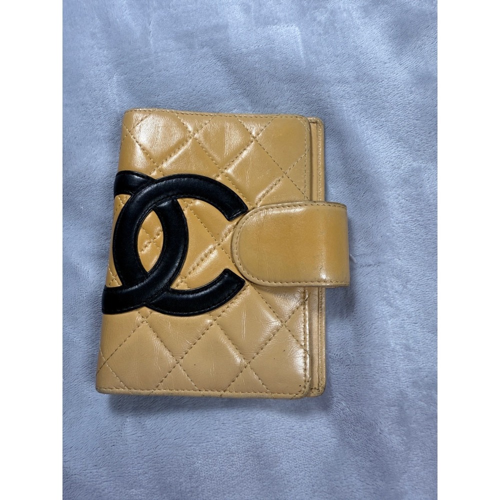Chanel Quilted Cambone Agenda/Passport Holder Tan/Black - Picture 2 of 15